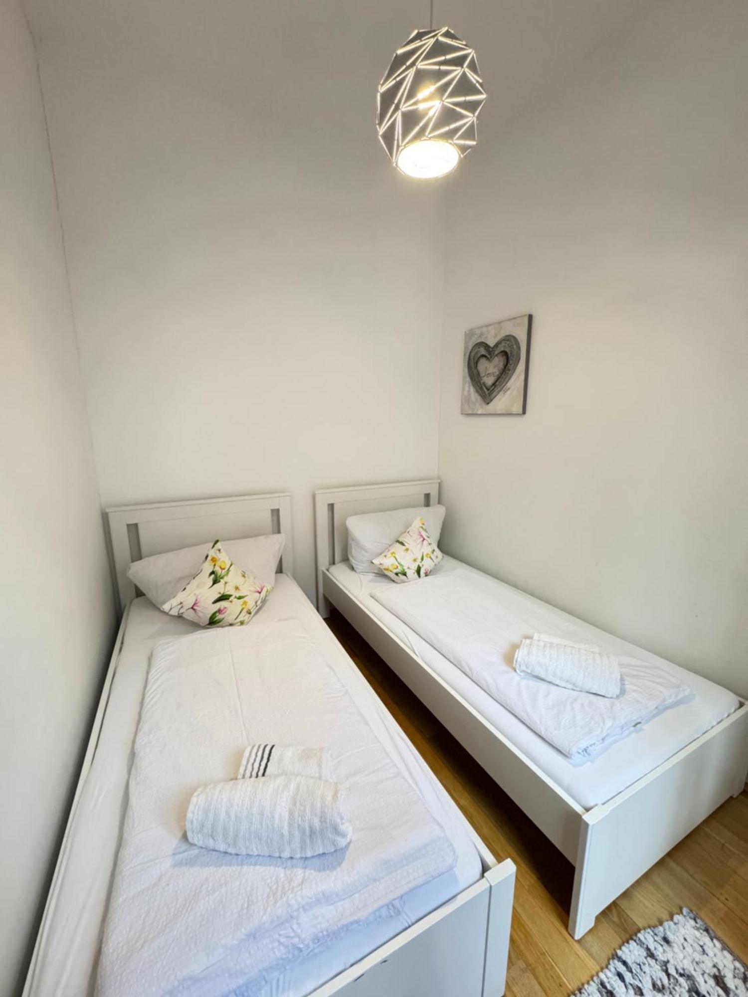 Charming Flat & Balcony Near Central Station L Bg5 Viena Exterior foto